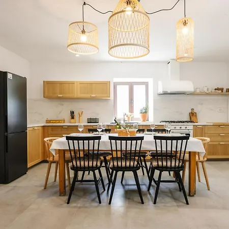 Seafront In Private Terrace And Direct Access Villa Kornati
