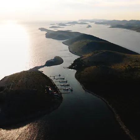 Seafront In Private Terrace And Direct Access Kornati