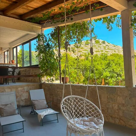Seafront In Private Terrace And Direct Access * Kornati