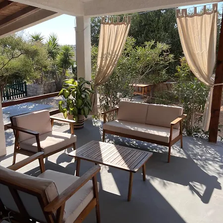Villa Seafront In Private Terrace And Direct Access